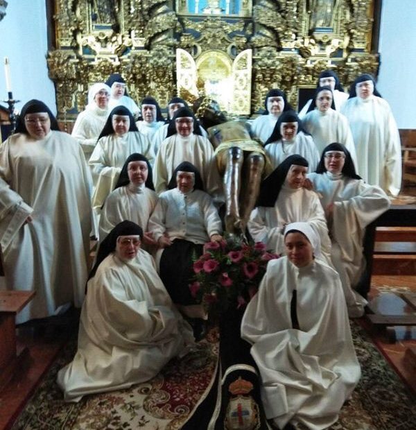 Hermanas Cisterciensas del Monasterio de la Encarnación